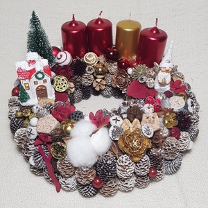 Adventi koszorú házikóval és manóval - Meska.hu