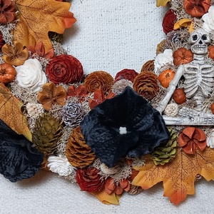 Csontvázas Halloween kopogtató - otthon & életmód - dekoráció - ajtó- és ablak dekoráció - ajtódísz & kopogtató - Meska.hu