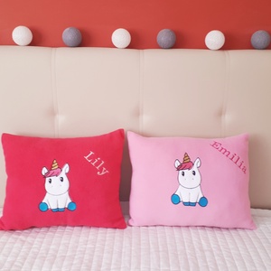 Szuper egyedi ajándék szett!Névreszóló tornazsák vízhatlan anyagból +kispárna hímezve! - táska & tok - hátizsák - tornazsák, gymbag - Meska.hu