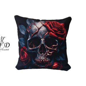 Gyönyörű egyedi dekorpárna koponya mintával! - Meska.hu