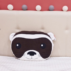 Hímzett pihepuha vadászgörény fej párna - baba - mama - babaszoba dekoráció - gyerek díszpárna - Meska.hu