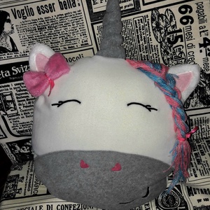 Gyönyörű egyedi unikornis párna egyedileg kész�tve!, Baba - mama, Babaszoba dekoráció, Gyerek díszpárna, Csomózás, Varrás, MESKA