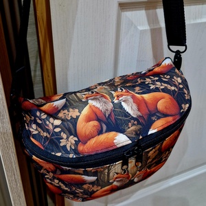Róka mintás oldaltáska/pouch táska - táska & tok - hátizsák - roll top hátizsák - Meska.hu