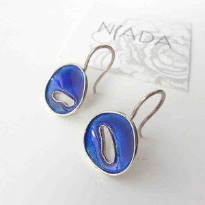 Tengerész kék tűzzománc ezüst lógós fülbevaló, minimalista fülbevaló ezüstből, természet ihlette - Meska.hu