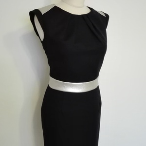 Bőrbetétes fekete szövet ruha - ruha & divat - női ruha - alkalmi ruha & estélyi ruha - Meska.hu