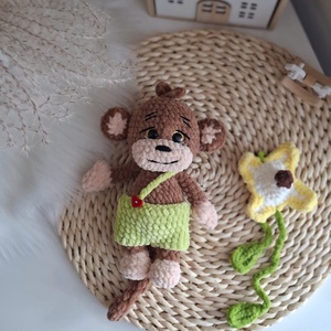 Horgolt amigurumi majom levehető banános fejpánttal - játék & sport - plüssállat & játékfigura - majom - Meska.hu