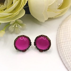 Antik bronz bedugós fülbevaló - pink üveg lencsével, Ékszer, Fülbevaló, Pötty fülbevaló, Ékszerkészítés, MESKA
