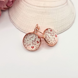 Rózsaarany franciakapcsos fülbevaló � piros szívecskés lencsével - ékszer - fülbevaló - lógó fülbevaló - Meska.hu