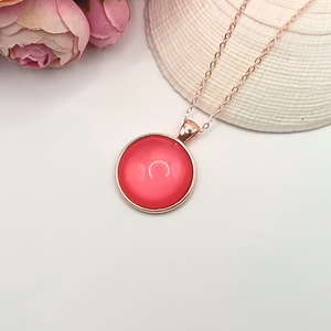 Rózsaarany nyaklánc � halványpiros üveg lencsével, Ékszer, Nyaklánc, Medál, Ékszerkészítés, MESKA