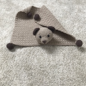 horgolt macis szundikendő - Meska.hu