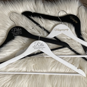 Névre szóló vállfa, Esküvő, Ruha, Vállfa, Mindenmás, MESKA