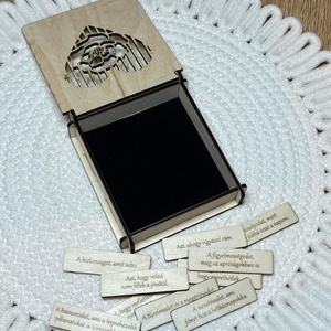 Dobozba zárt szeretet - esküvő - emlék & ajándék - doboz - Meska.hu