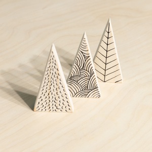 3 db fenyő háromszög dísz - natúr fa - Meska.hu