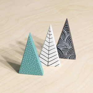 Fenyő háromszög dísz (kombinálható) - karácsony - karácsonyi lakásdekoráció - karácsonyfadíszek - Meska.hu