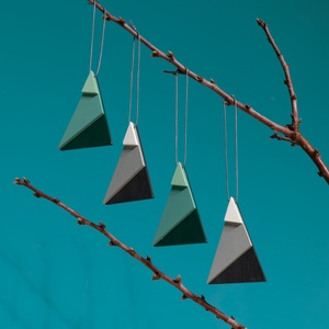 Színtömbös karácsonyfadísz - szürke - karácsony - karácsonyi lakásdekoráció - karácsonyfadíszek - Meska.hu