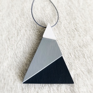 Színtömbös karácsonyfadísz - szürke - karácsony - karácsonyi lakásdekoráció - karácsonyfadíszek - Meska.hu