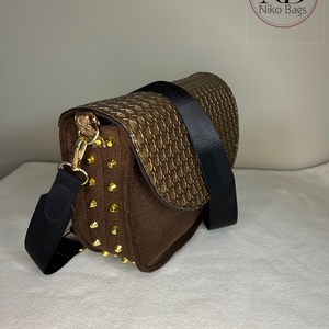 Niko Bags szegecses Crossbody - táska & tok - kézitáska & válltáska - alkalmi táska - Meska.hu