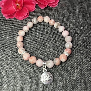 Zebra jáspis karkötő lótusz medállal - ékszer - karkötő - gyöngyös karkötő - Meska.hu