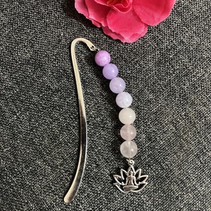 Ásványgyöngy lótusz lótuszvirág könyvjelző - könyv & zene - könyvjelző - Meska.hu