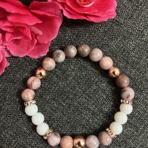 Ásványkarkötő zebra jáspis, jade - ékszer - karkötő - ásványkarkötő - Meska.hu