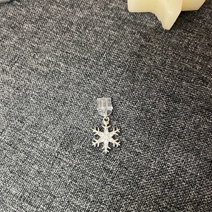 Hópehely karácsonyi mobildísz porvédő (C típus vagy Iphone) - Meska.hu