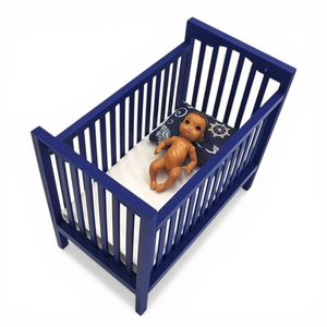 Kék kiságy babaházba barbie babákhoz, matraccal 1/6 (j001sk) - játék & sport - baba & babaház - játékbaba, babakellék - Meska.hu