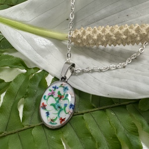 Virágindák nyaklánc , Ékszer, Nyaklánc, Medálos nyaklánc, Ékszerkészítés, Festett tárgyak, MESKA