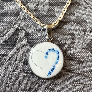 Kisállat szőrrel készült egyedi emlékőr medál nyakláncon - ékszer - nyaklánc - medálos nyaklánc - Meska.hu