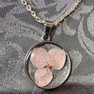 Lebegés - medál nyakláncon - Meska.hu