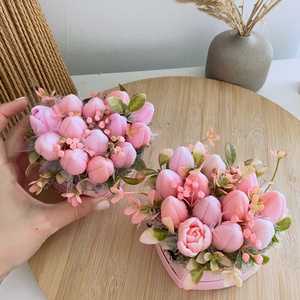 Illatos szappanvirág mini szív boxban tulipánokkal, Otthon & Életmód, Virágdekoráció, Virágok, Virágbox, , MESKA