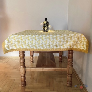 Karácsonyi, adventi csipke szegélyes terítő, arany fenyőfa mintával, arany csipke szegéllyel (98x140cm) - karácsony - karácsonyi lakásdekoráció - Meska.hu