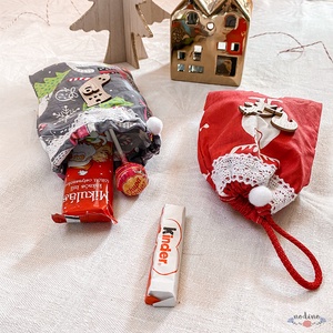 Adventi naptár, vidám mintás zsákok csipkével és fa számokkal, karácsonyi dekoráció (24 darab) - karácsony - adventi díszek - adventi naptár - Meska.hu Adventi naptár, vidám mintás zsákok csipkével és fa számokkal, karácsonyi dekoráció (24 darab) - karácsony - adventi díszek - adventi naptár - Meska.hu