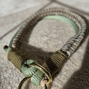 Olive Premium Paracord Kutyapóráz és Nyakörv Szett M-es méretben - otthon & életmód - kisállatoknak - kutyáknak - kutya póráz - Meska.hu