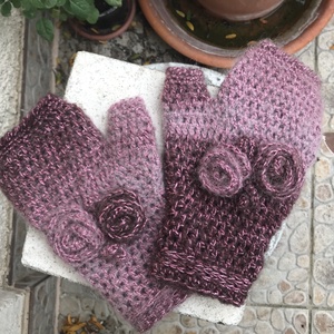 Horgolt ujjatlan mittain kesztyű színátmenetes rózsaszín pink burgundi vintage retro romantikus rózsa díiszekkel mohair - ruha & divat - sál, sapka, kendő - kesztyű - Meska.hu