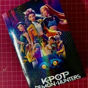 K-POP Démonvadász témájú, A5 méretű jegyzetfüzet ajándék matricával - otthon & életmód - papír, írószer - jegyzetfüzet & napló - Meska.hu K-POP Démonvadász témájú, A5 méretű jegyzetfüzet ajándék matricával - otthon & életmód - papír, írószer - jegyzetfüzet & napló - Meska.hu
