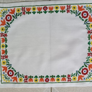 Hímzett textil tányéralátét - otthon & életmód - konyhafelszerelés, tálalás - tálalás - tányér- és poháralátét - Meska.hu