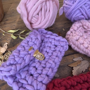 Horgolt gyapjú kézitáska - táska & tok - kézitáska & válltáska - válltáska - Meska.hu