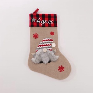 Névvel feliratozott mikulás csizma, zokni - karácsony - karácsonyi lakásdekoráció - karácsonyi lakásdíszek - Meska.hu Névvel feliratozott mikulás csizma, zokni - karácsony - karácsonyi lakásdekoráció - karácsonyi lakásdíszek - Meska.hu