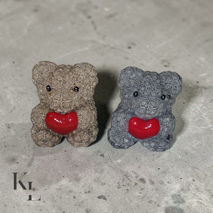 Szivecskés Raysin maci - otthon & életmód - dekoráció - asztal és polc dekoráció - asztaldísz - Meska.hu