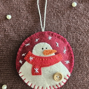 Hóemberke - karácsony - karácsonyi lakásdekoráció - karácsonyfadíszek - Meska.hu