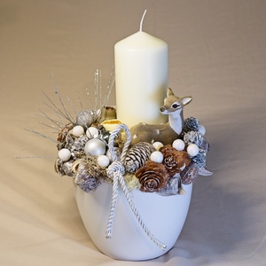 Ezüst-Fehér Karácsonyi Asztaldísz Őzikével  Havas Téli Dekoráció / Egygyertyás Adventi Dísz, Karácsony, Karácsonyi lakásdekoráció, Ünnepi asztaldekoráció, , MESKA