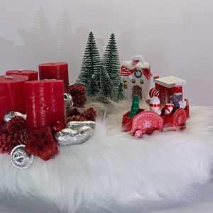 Piros-Fehér Adventi Koszorú Vonattal és Havas Faluval  Mesebeli Kézműves Téli Dekoráció - Meska.hu