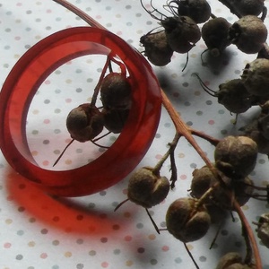 Vörös álom gyűrű gyantából -  - Meska.hu