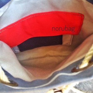 Lenvászon, bőr válltáska, közepes méretű női táska. -  - Meska.hu