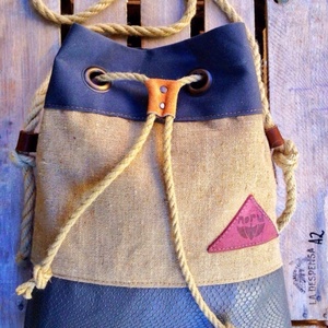 Lenvászon, bőr válltáska, közepes méretű női táska. -  - Meska.hu