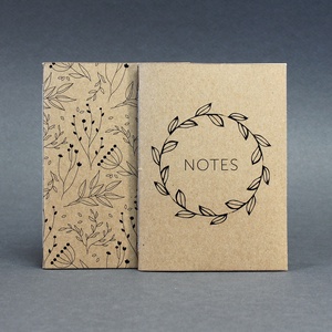 ECO ponthálós füzet - fekete - virágmintás / feliratos - újrahasznosított papírból - otthon & életmód - papír, írószer - jegyzetfüzet & napló - Meska.hu