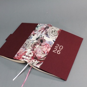 2026 heti tervező / határidőnapló - bordó vászon és virágmintás - matt rozé arany felirattal - otthon & életmód - papír, írószer - naptár & tervező - Meska.hu