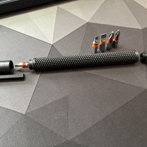 Toll alakú bitfejes csavarhúzó - kellékek & szerszámok - szerszámok, eszközök - egyéb szerszám, eszköz - Meska.hu