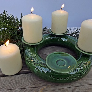 A  hagyomány és a zöld tisztelőinek- kerámia adventi koszorú - karácsony - adventi díszek - adventi koszorú - Meska.hu