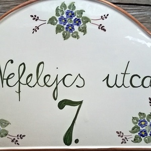 Kikelet..... tavaszi virág koszorú egyedi kerámia utcanévtábla - otthon & életmód - ház & kert - házszám - Meska.hu